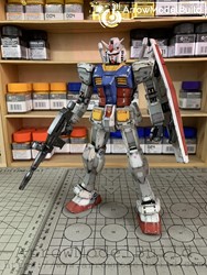 Picture of ArrowModelBuild Gundam RX-78-2 (Ver 3.0 Shadow Aging) Built & Painted MG 1/100 Model Kit