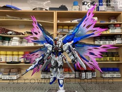 Picture of ArrowModelBuild Freedom Gundam (Lightwing Version) Built & Painted MGSD Model Kit