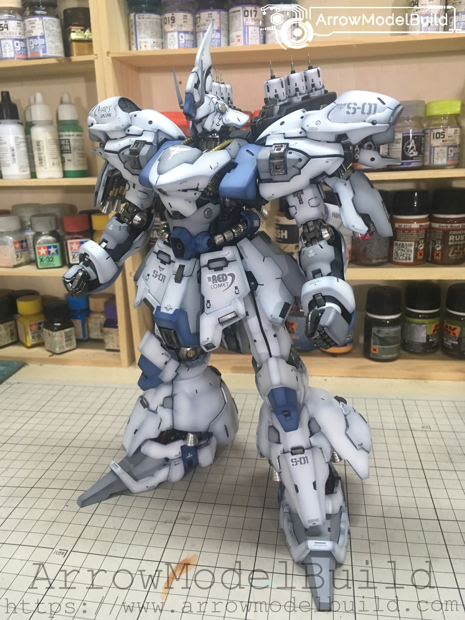 Picture of ArrowModelBuild Sazabi Gundam Built & Painted 1/100 Resin Model Kit