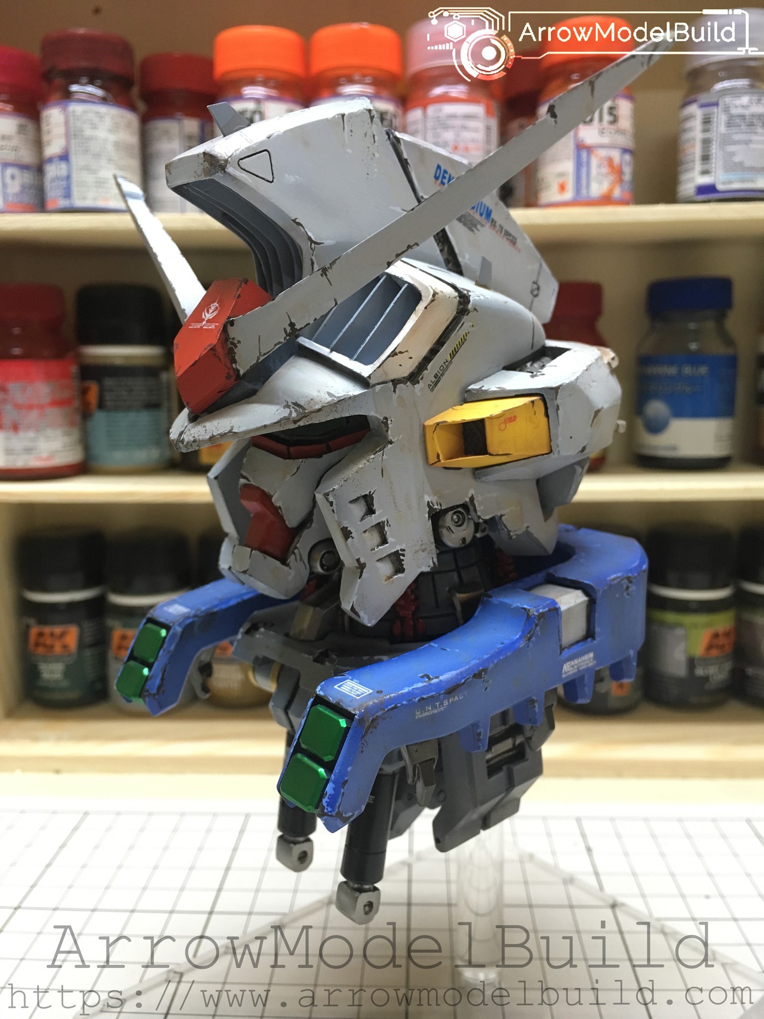 Picture of ArrowModelBuild GP02 Gundam Head (Battle Damaged Version) Built & Painted 1/35 Resin Model Kit