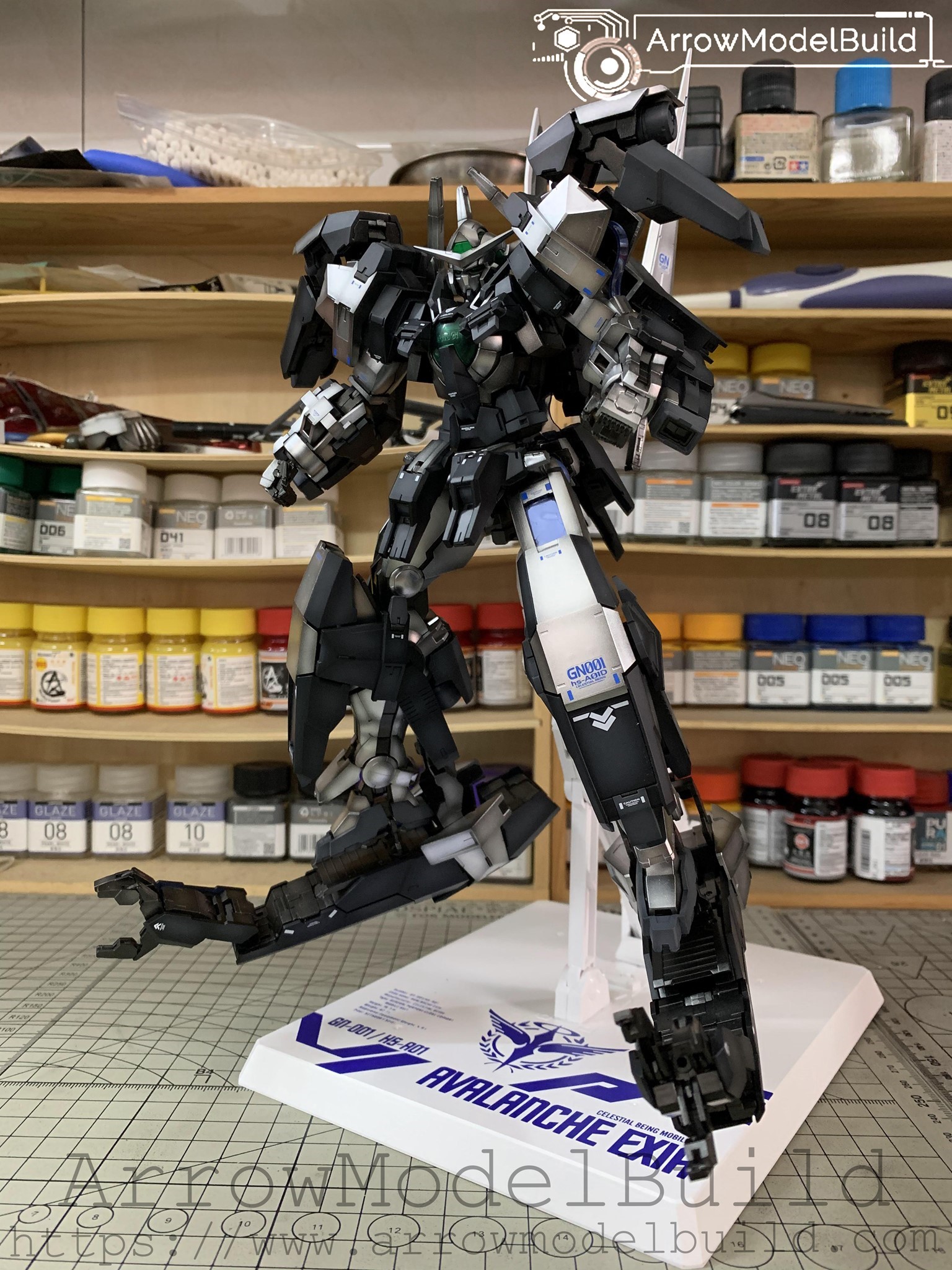 Picture of ArrowModelBuild Avalanche Exia Gundam (Black Ver) Built & Painted MG 1/100 Model Kit