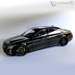 Picture of ArrowModelBuild Mercedes-Benz S500 Custom Color(Black Overlord) Built & Painted 1/24 Model Kit